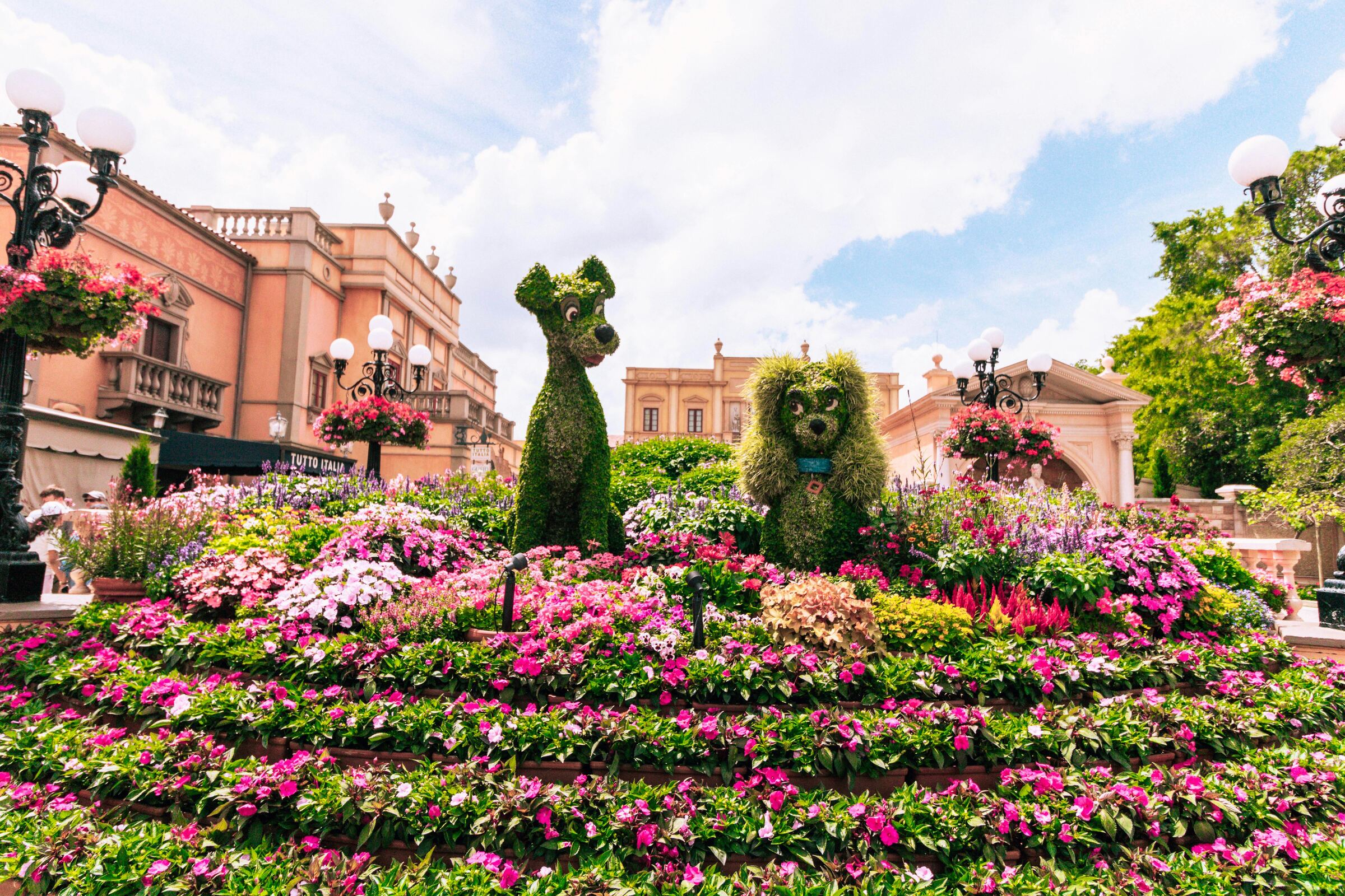 Image 01 - The Complete Guide to EPCOT's